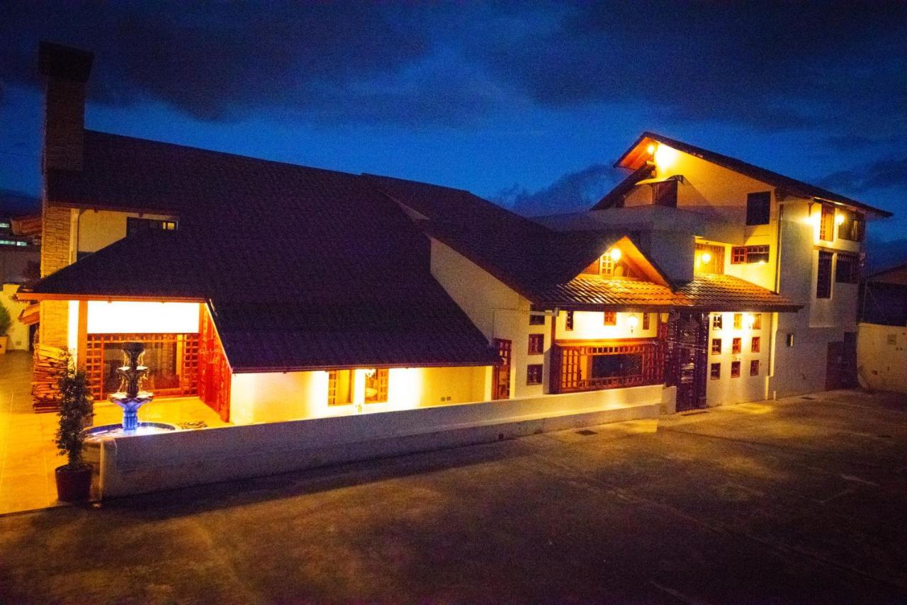 Hostal Dulce Hogar ラタクンガ エクステリア 写真